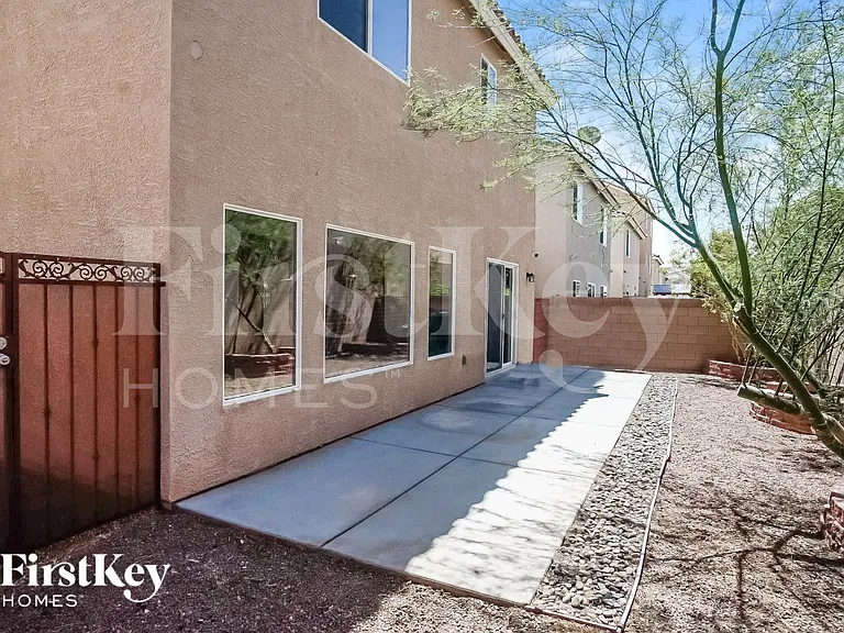 9951 Mills Reef Ct — Photo 15