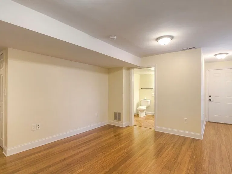 410 Lancaster Ave — Photo 5