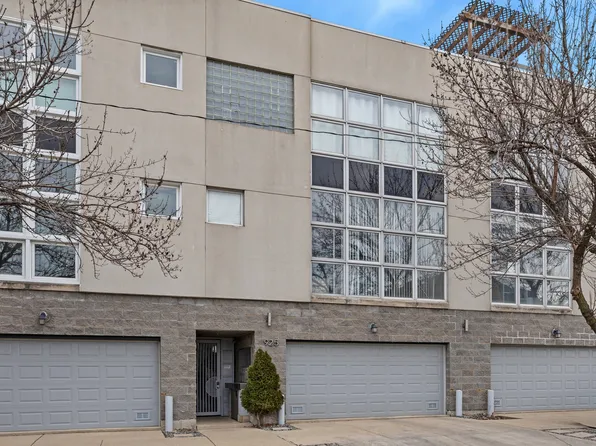 925 N Willard Ct APT 2E, Chicago, IL 60642