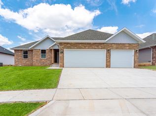 801 E Tarpon Rd, Nixa, MO 65714