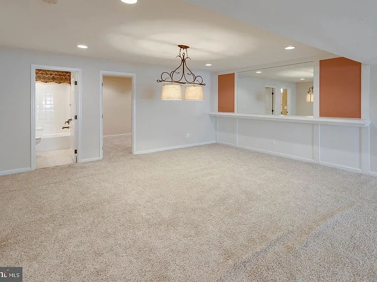12760 Manor Hall Ct — Photo 39