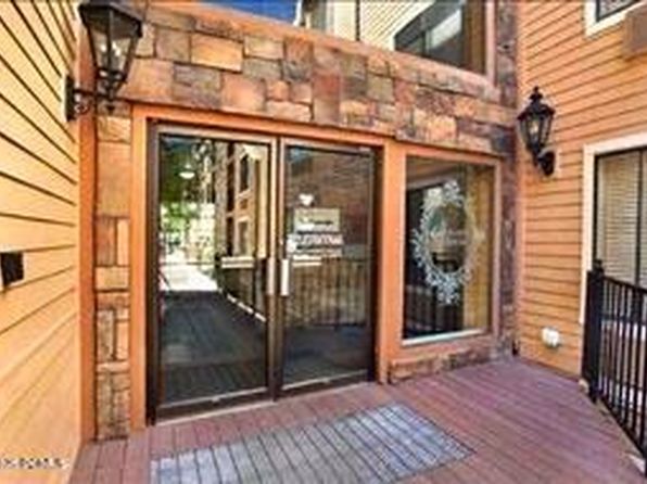 1940 Prospector Ave #206