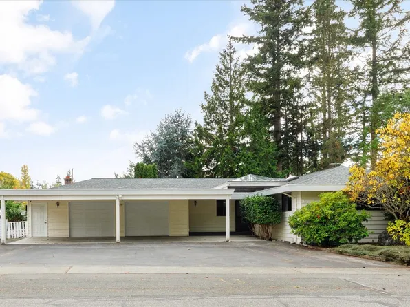 1781 NE 11th Avenue, Oak Harbor, WA 98277