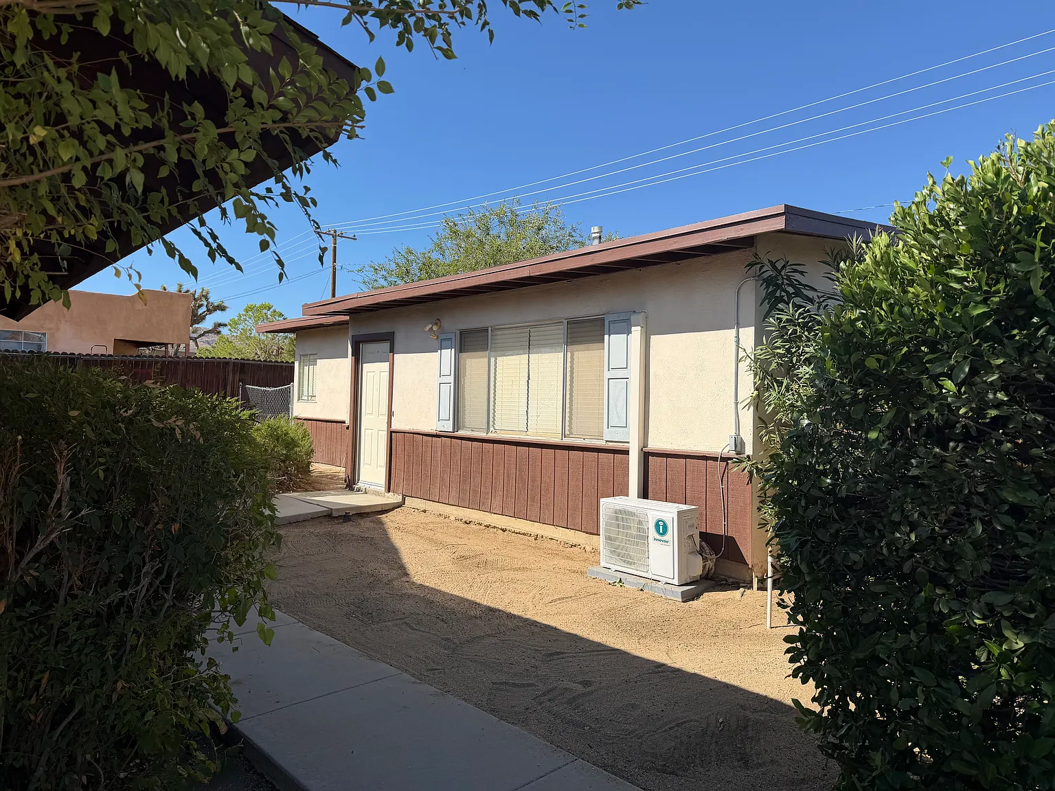 2 bed, 841 sqft, $1,645 — Photo 2