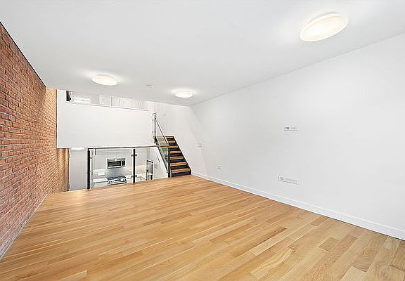 2nd image of 259 W 10th St APT 2f