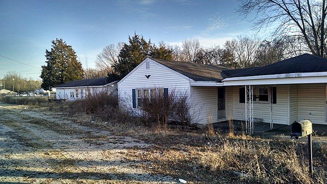 2nd image of 8530 Old Lee Hwy