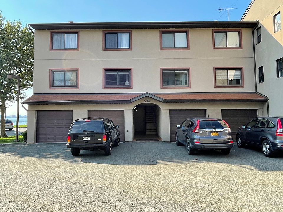 1st image of 525 115th St #528D