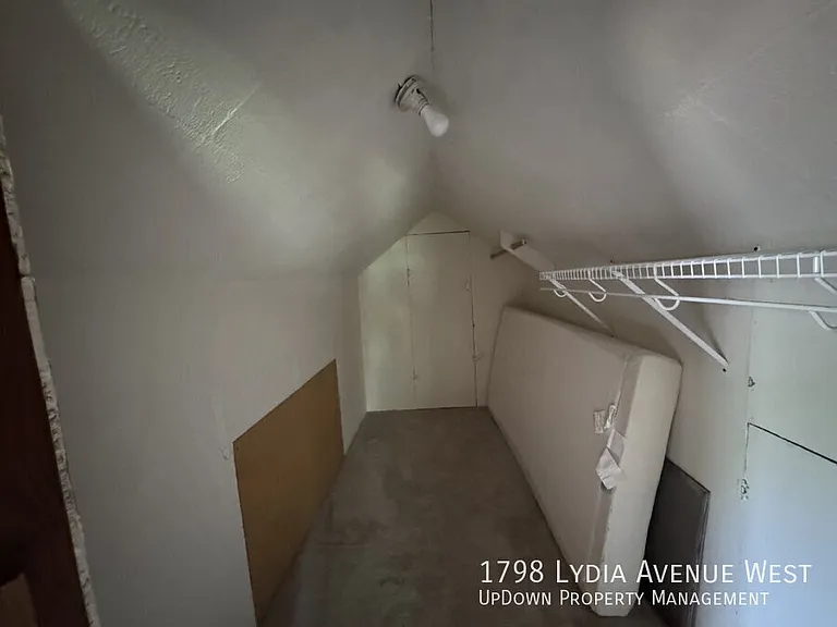 1798 Lydia Ave W — Photo 11