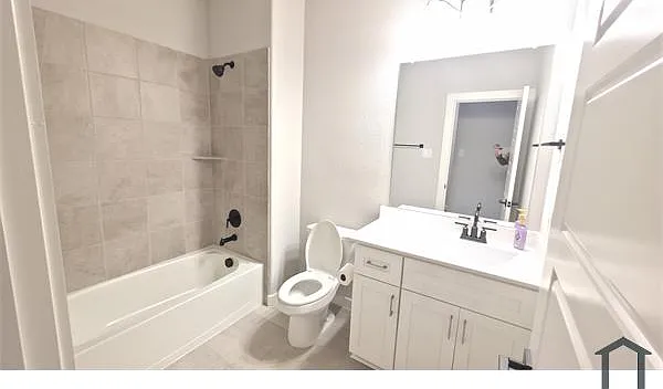 421 Tuscany Dr — Photo 11