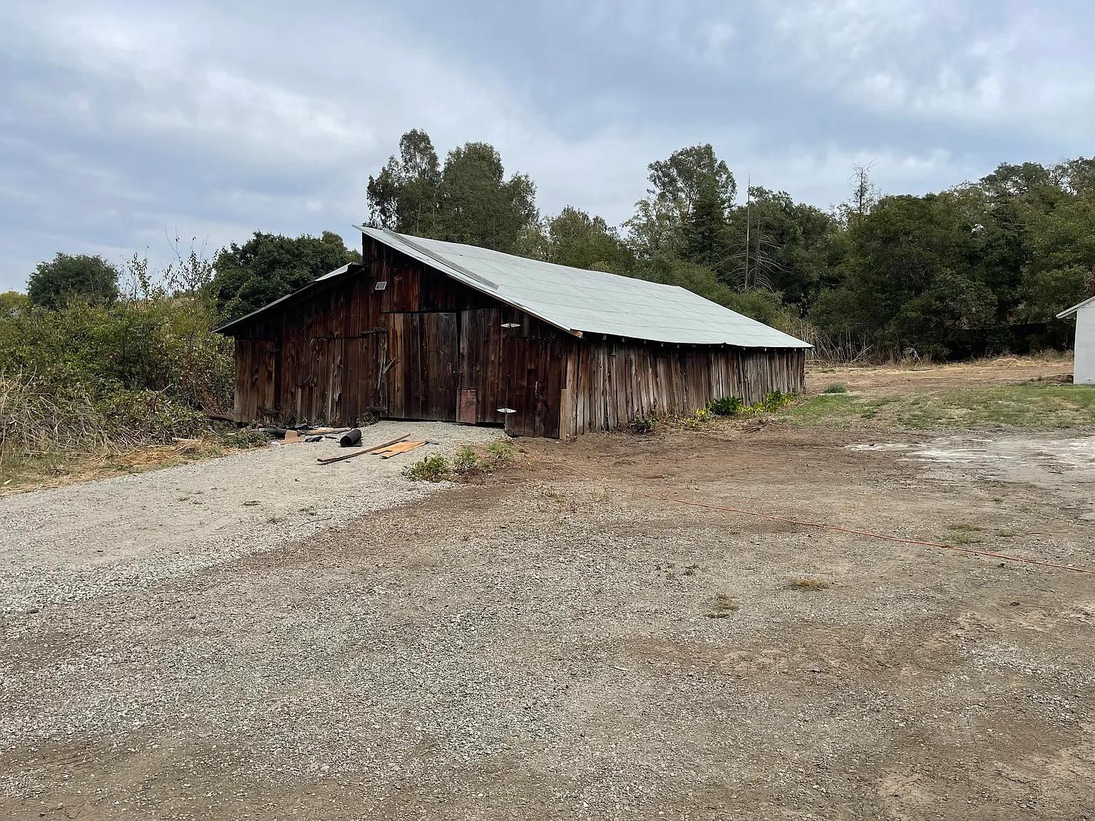 4 bed, 2000 sqft, $4,600 — Photo 3