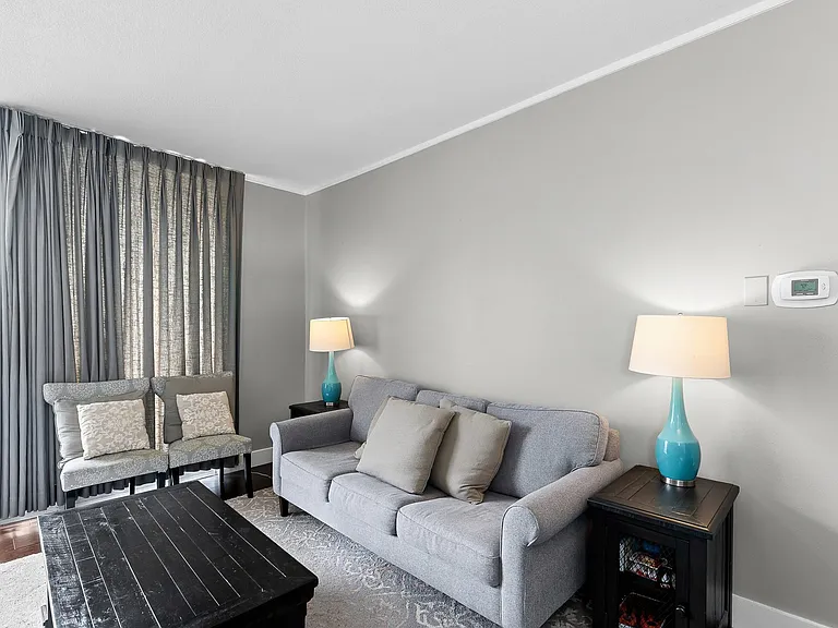 1801 Lavaca St #4C — Photo 11