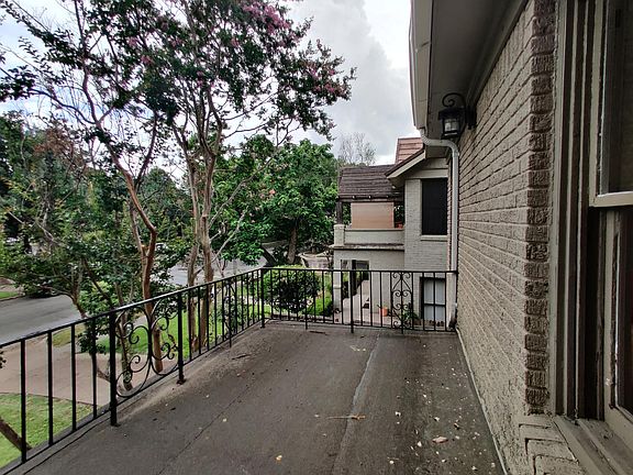 2nd image of 4046 Prescott Ave
