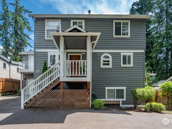 9734 Sand Point Way NE, Seattle, WA 98115