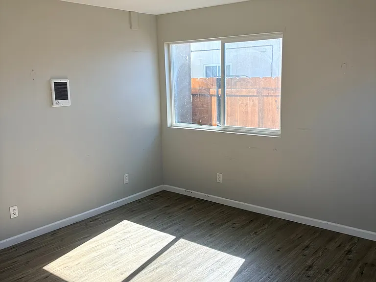 4473 Polk Ave — Photo 11