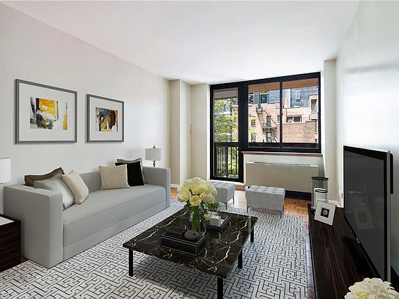 5th image of 250 E 40th St APT 5A