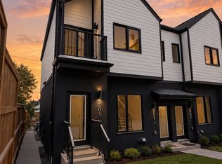 116 43rd Ave NE, Calgary, AB T2E2N6