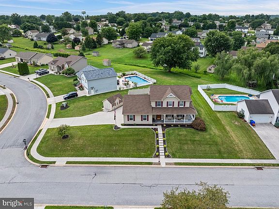 4th image of 151 Branch Cir