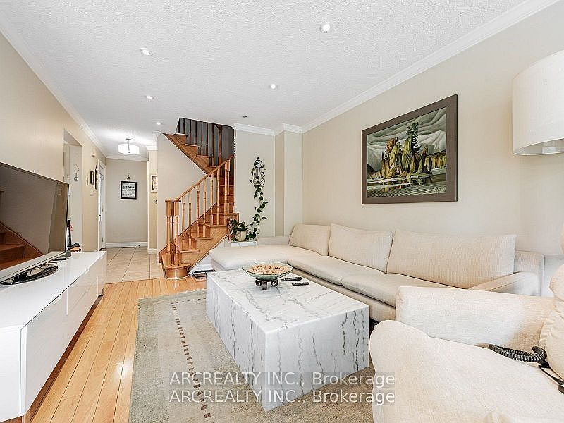 1st image of 49 White Blvd