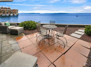 3633 Beach Dr SW APT 102, Seattle, WA 98116