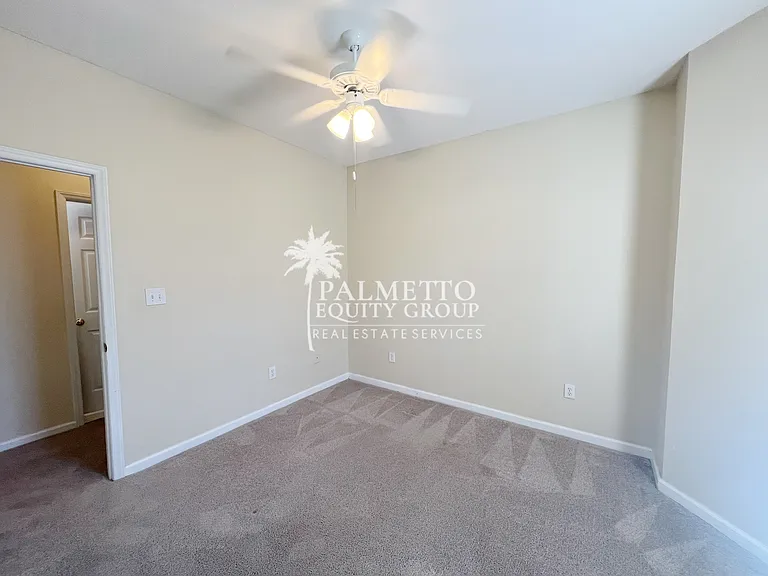 3001 Greystone Point #F — Photo 9