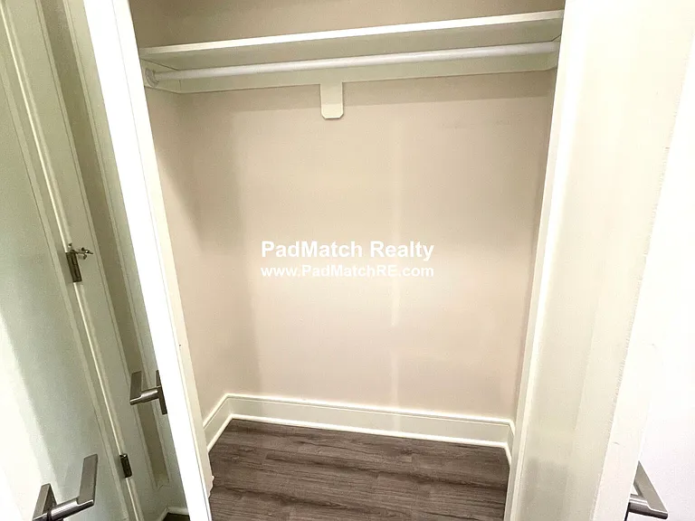 64 Chelsea St #1 — Photo 16