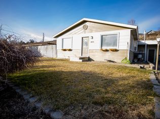 803 Speyers Rd, Selah, WA 98942