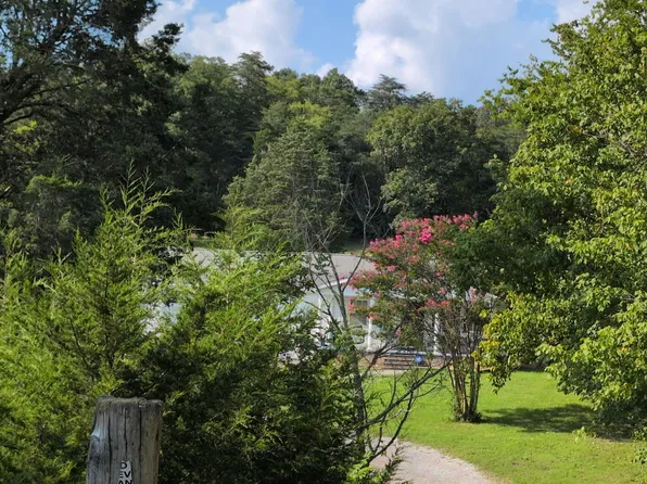 7107 Hammer Rd, Knoxville, TN 37924