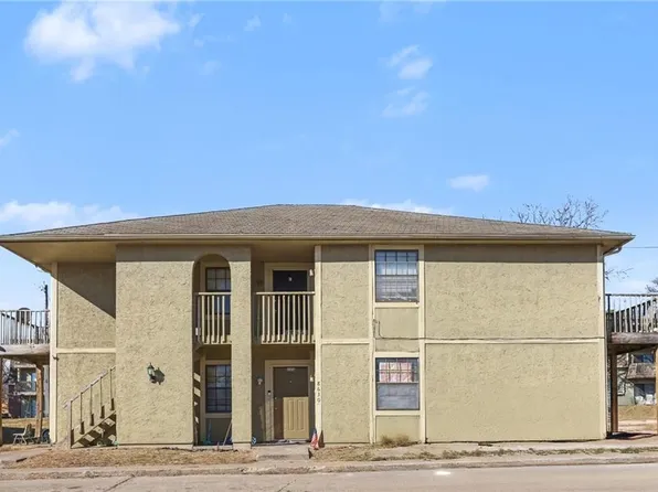 8630 Lane Ave, Raytown, MO 64138