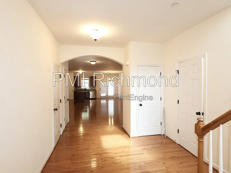 4707 Brydes Ln — Photo 3