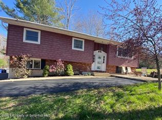1036 Hidden Valley Ct, Lake Ariel, PA