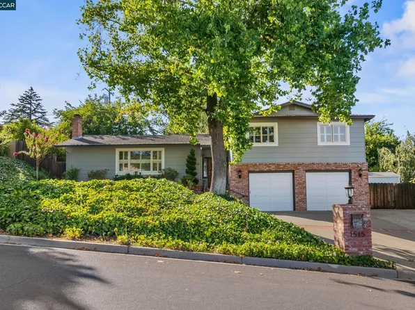 1515 N El Camino Dr, Clayton, CA 94517