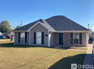 16266 Charleton Dr, Hammond, LA 70401