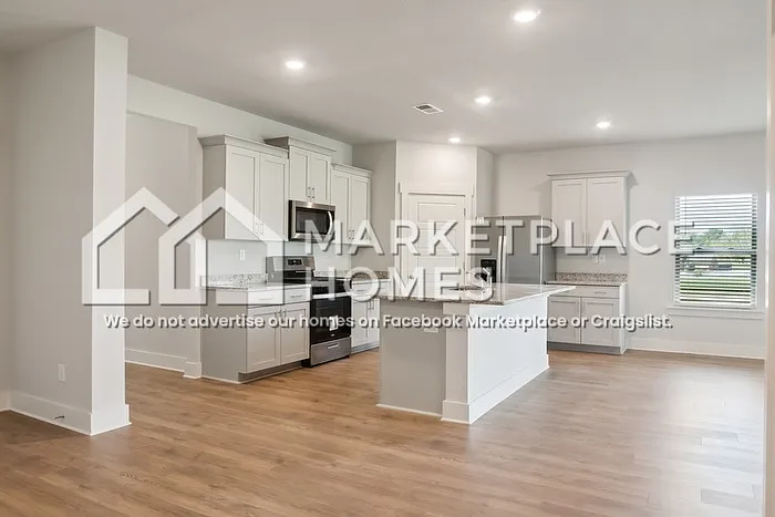 2070 Hyacinth Ln — Photo 7