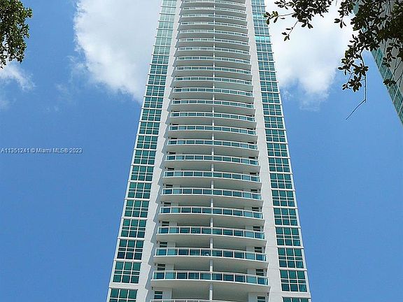 4th image of 951 Brickell Ave APT 2101