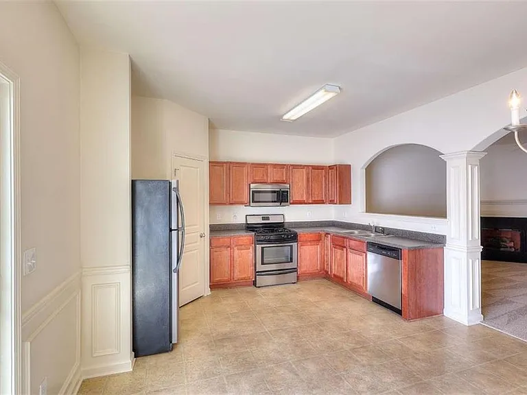 2658 Avanti Way — Photo 3