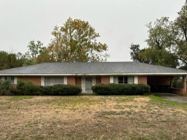 176 Grand Ave, Lake Arthur, LA 70549