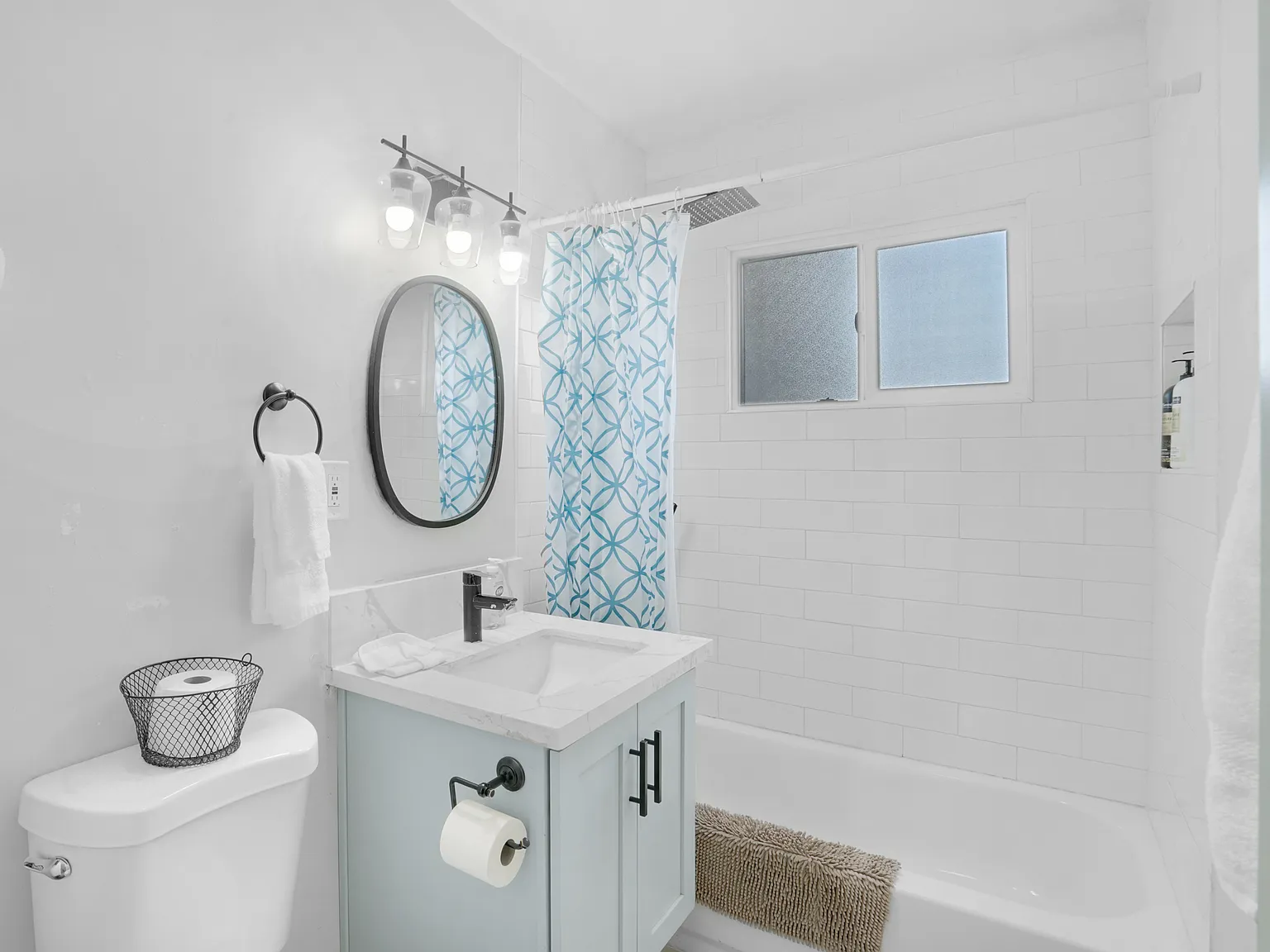 3 bed, 2000 sqft, $3,600 — Photo 4