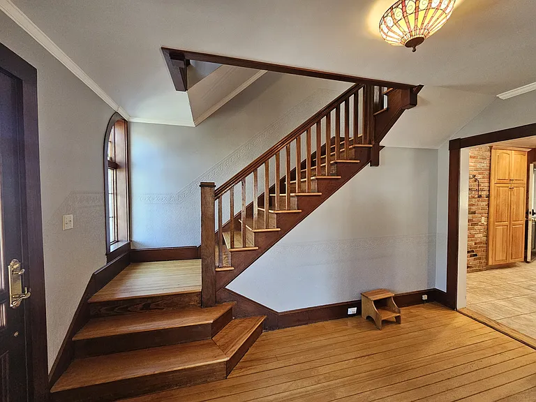 28 Lincoln St — Photo 11