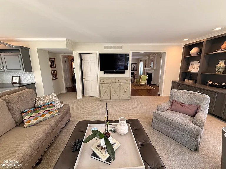 67 Stanton Ln — Photo 6