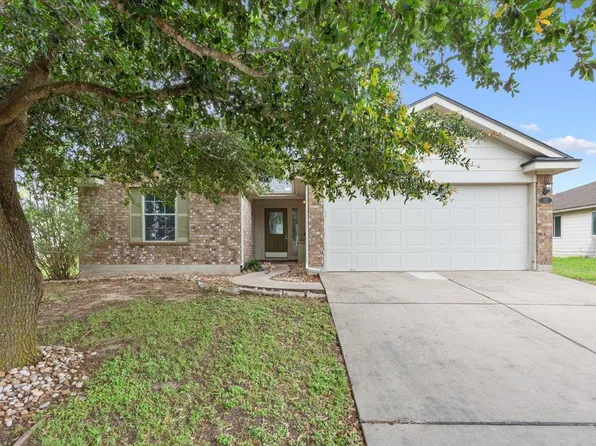 125 Bayliss St, Hutto, TX 78634