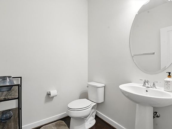 5th image of 23088 Lavallette Sq