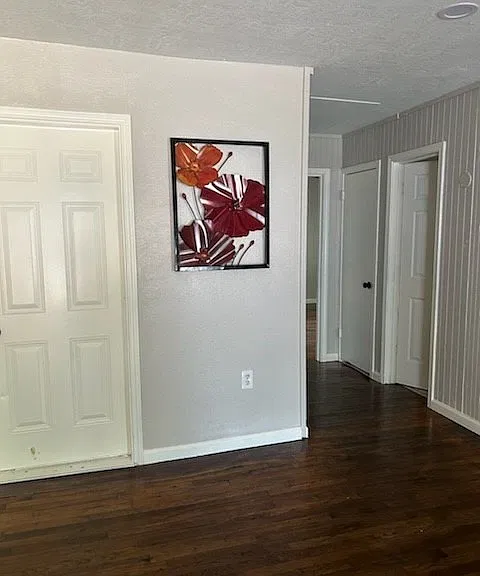 607 W Dallas St — Photo 3