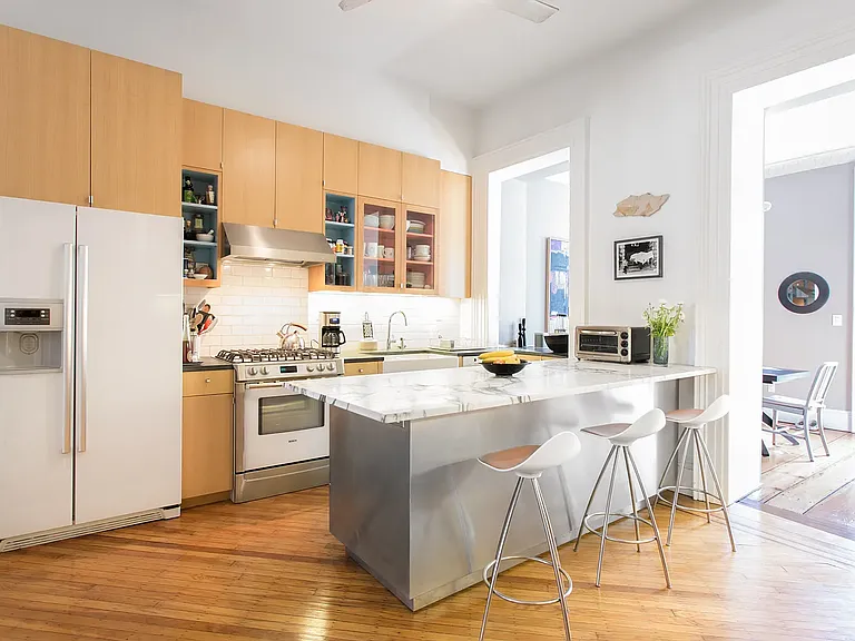 306 Union St #1 — Photo 3