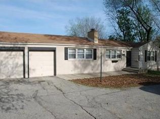 10823 Holmes Rd, Kansas City, MO 64131