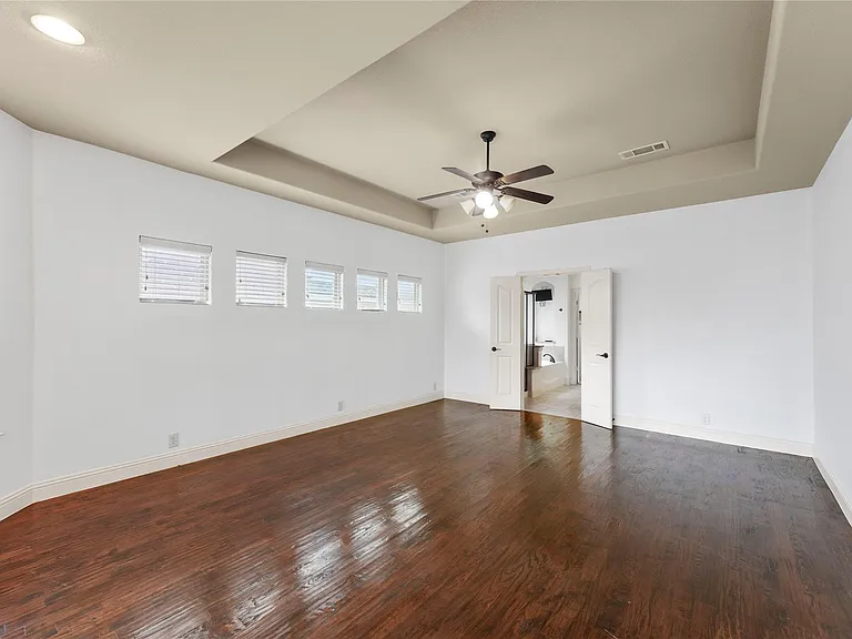 1204 E Shawnee Dr — Photo 13