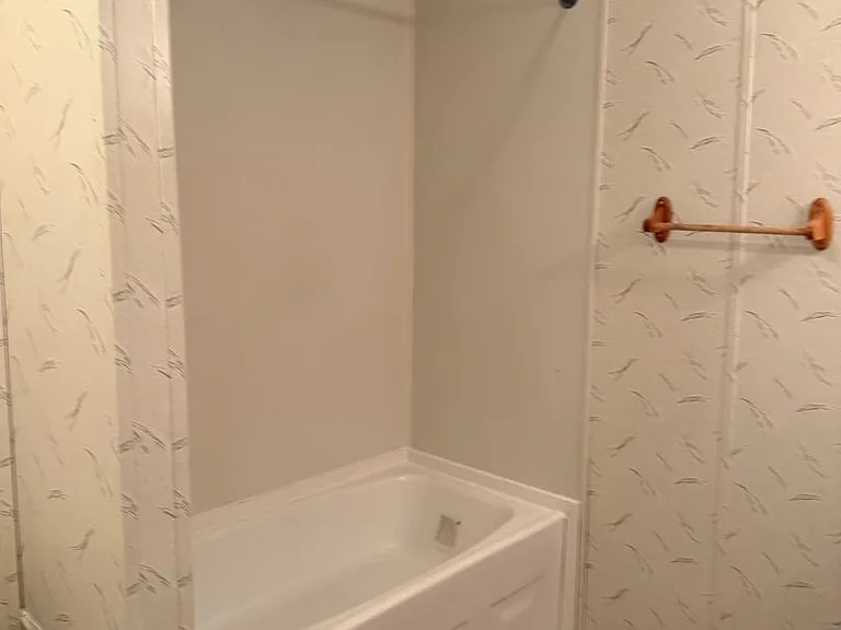 2414 E Main St — Photo 6