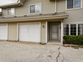 200 James St UNIT B, Slinger, WI 53086