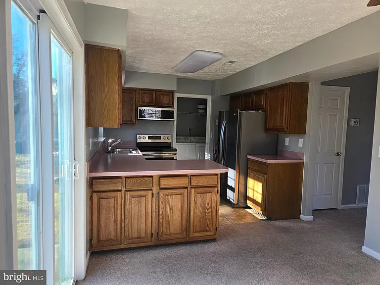4307 Greys Run Cir — Photo 6