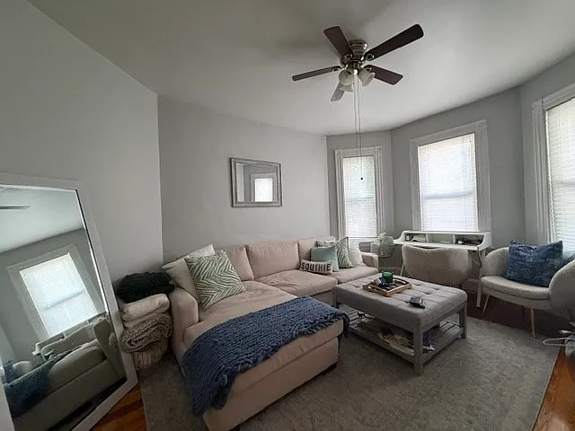 10 Hatch St #1 — Photo 2