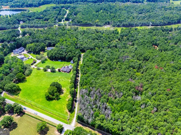 3960 Clinton Ct, Villa Rica, GA 30180